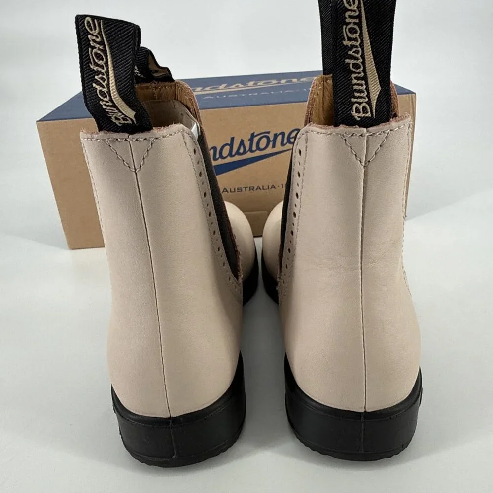 BLUNDSTONE Womens Size US 7 ELASTIC SIDED BOOTS In Pearl New In Box